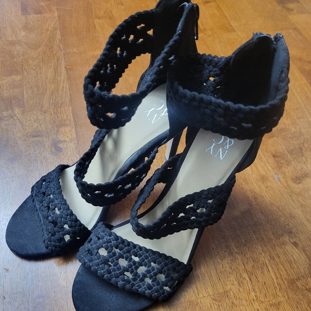 NY&C ~Sz 6 ~ 4” Strappy Heels ~ Excellent Condition